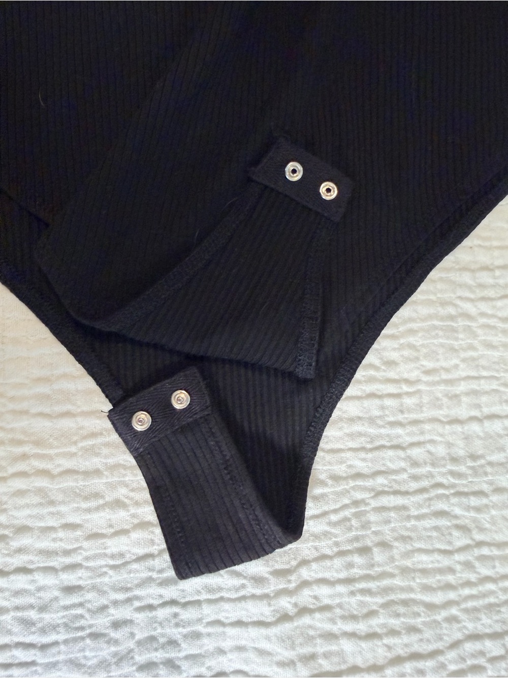 Eesome Boutique Ribbed Bodysuit Sheer Puff Sleeves NWT Chic Fitted Top - Picture 5 of 8